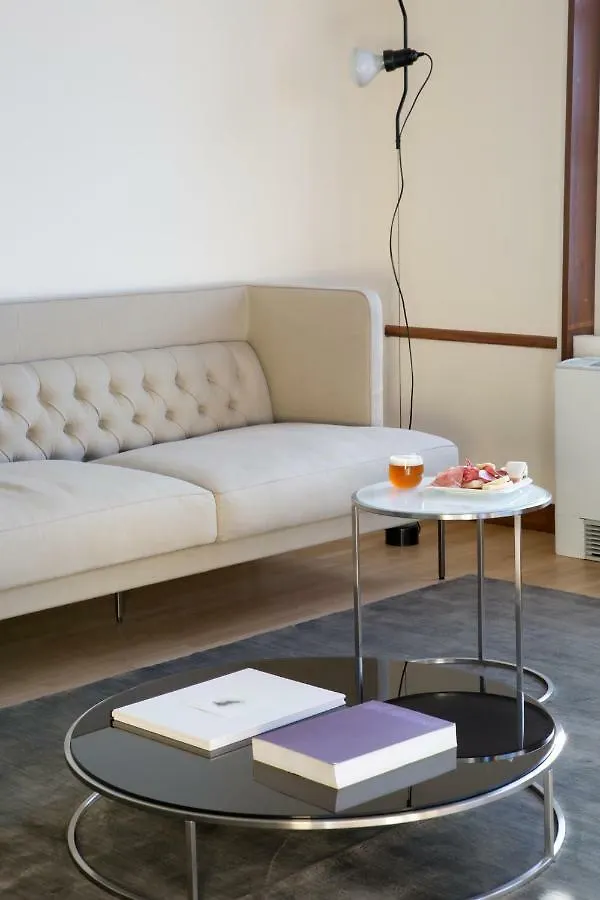 Domux Home Torre Velasca Mailand 2*,
