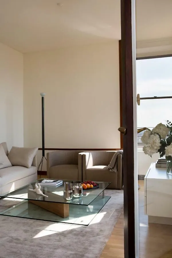 Domux Home Torre Velasca Mailand 2*,