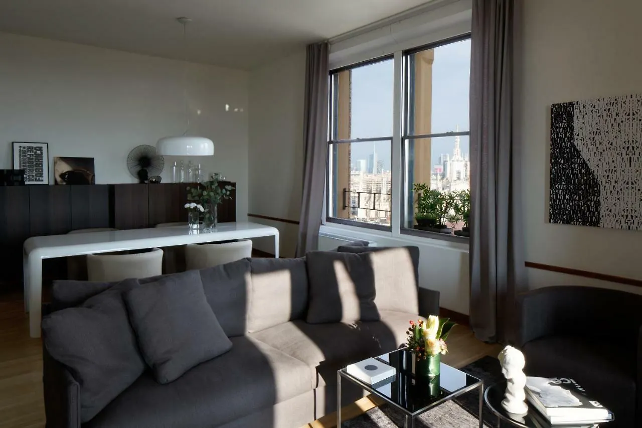 Domux Home Torre Velasca Mailand